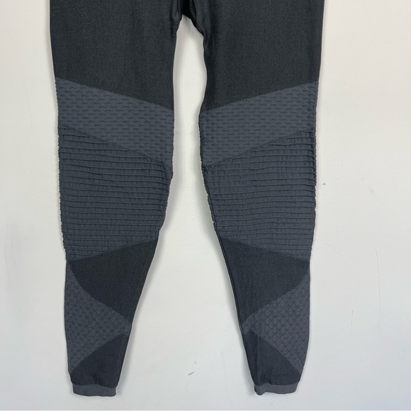 SPANX Look at Me Now Seamless Moto Leggings Black Gray Color Block High Rise XL - Picture 10 of 16